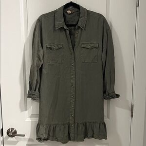 Anthropologie Pilcro Women's Olive Green Ruffle Hem shirt dress